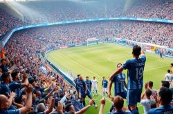 开云体育直播平台-赫塔菲主场三球轻取莱加内斯，稳固中游位置，赫塔菲球衣